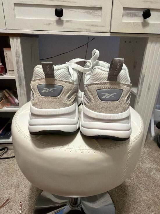 Reebok Royal Charge Y2K Chunky Sneakers White/Grey